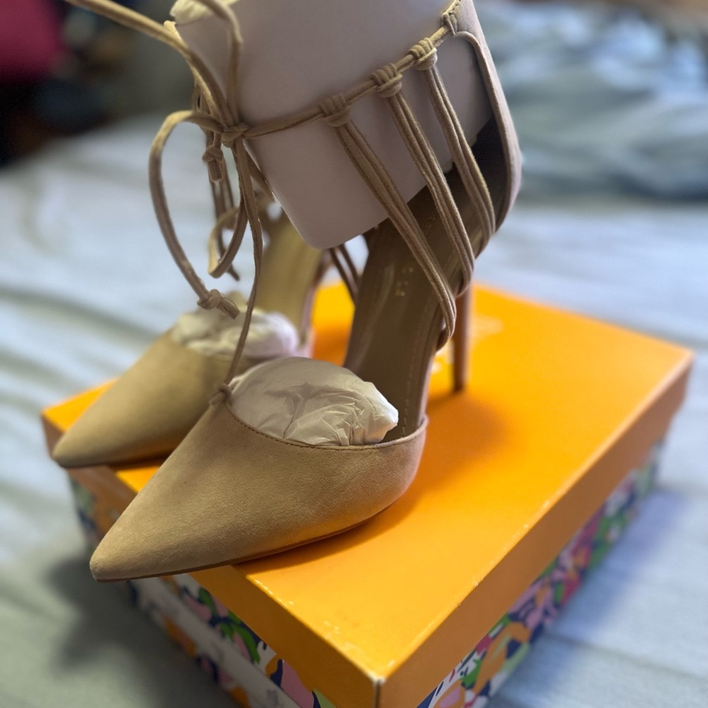 Shoes Color Nude Faux Suede
